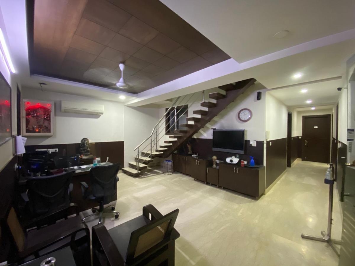 Sheesh Mahal Bed & Breakfast New Delhi Bagian luar foto