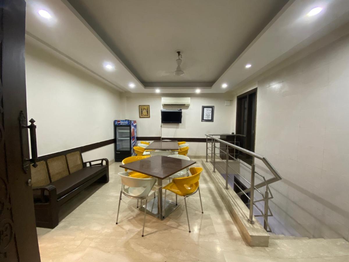 Sheesh Mahal Bed & Breakfast New Delhi Bagian luar foto